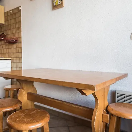 Studio Tignes, Studio Flat, 4 Persons - Fr-1-502-77 * Tignes
